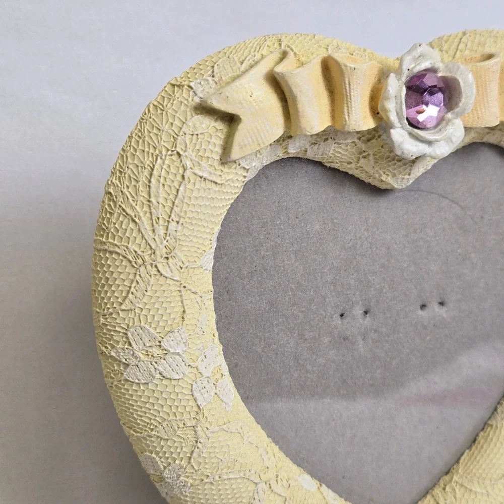 Avon Victorian Memories Birthstone Heart Picture Frame 5